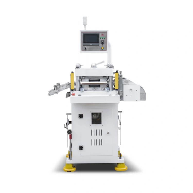 Machine de découpe automatique de type trépanation
