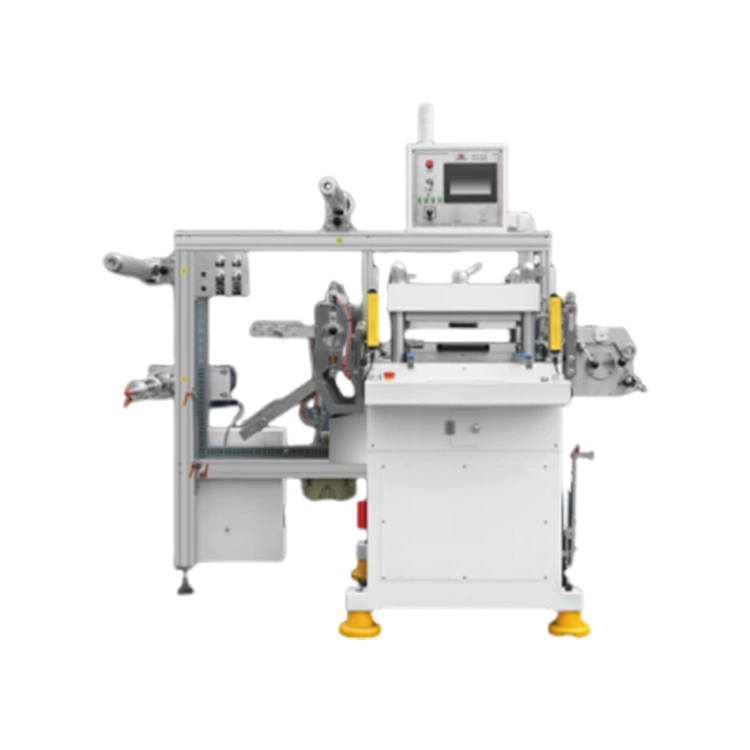 Machine de découpe asynchrone dans le moule
